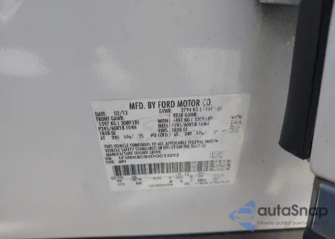 2013 Ford Explorer Xlt z USA, uszkodzony, nr VIN 1FM5K8D86DGC13252